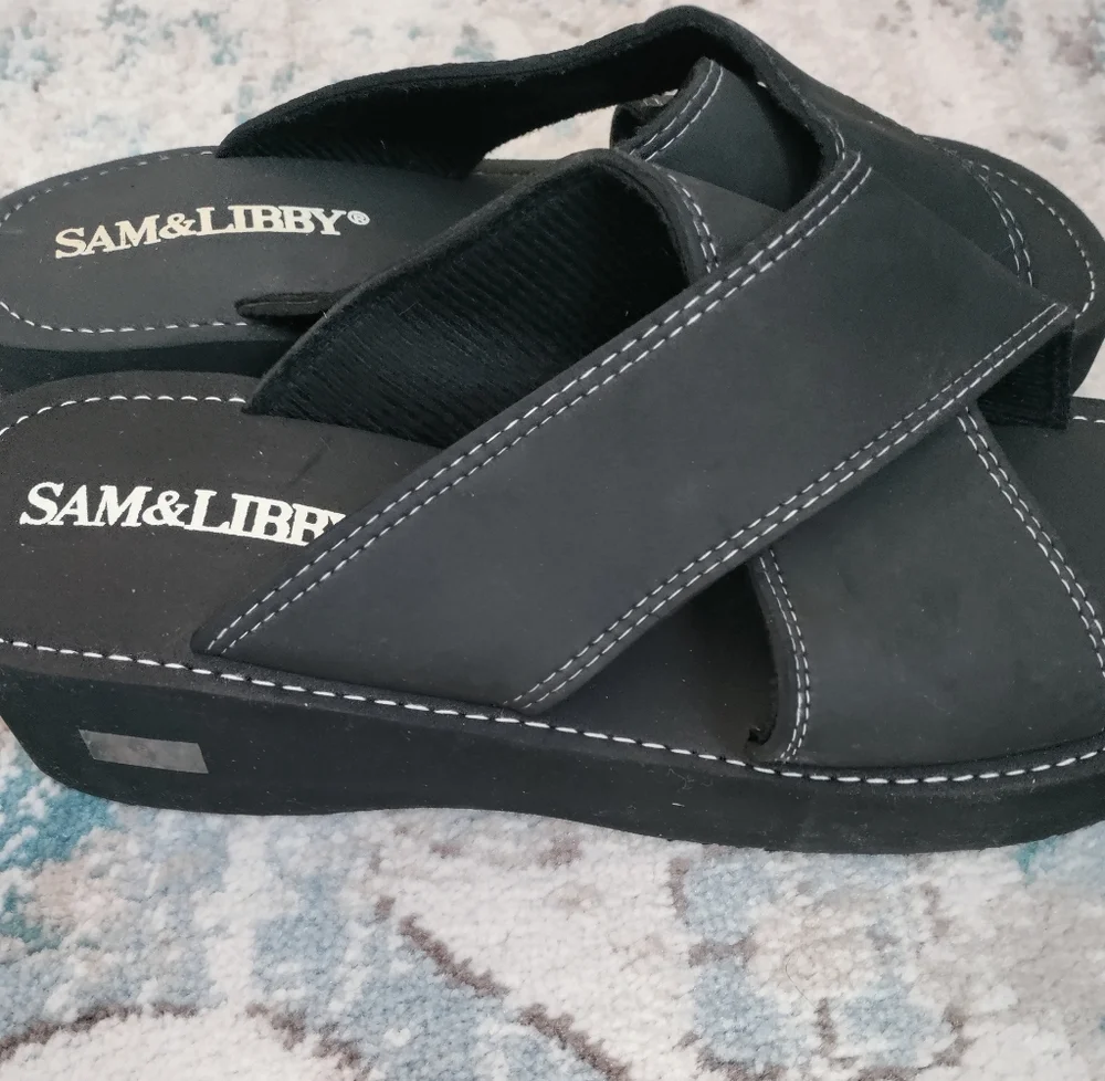 Sam & Libby Platform, Black cross sandal, slip on, New Y2K